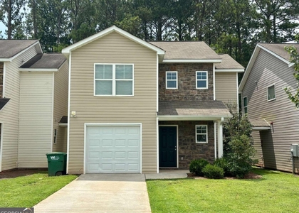 629 Carlton Pointe Drive - Photo 1