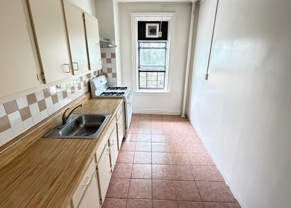 160-4 Sanford Avenue - Photo 1