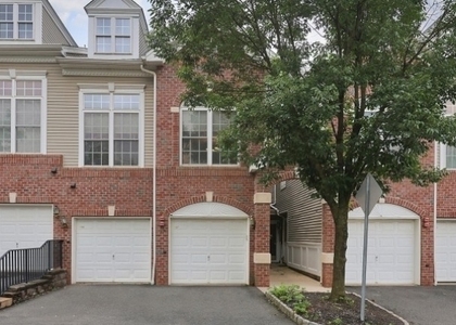 107 Donato Cir - Photo 1