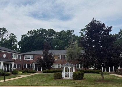 307 Pitney Pl - Photo 1