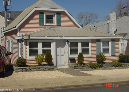 421 1st Avenue - Photo 1