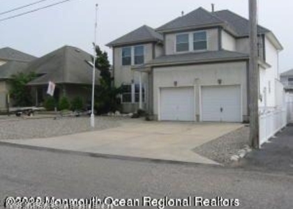 1712 Rue Mirador - Photo 1