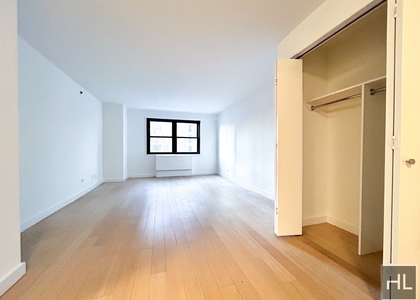 East 39th Street - Photo 1