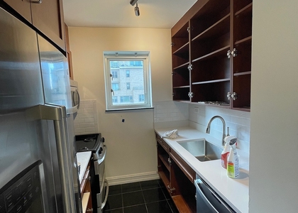 East 71st Street - Photo 1