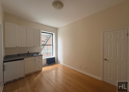West 72 Street - Photo 1