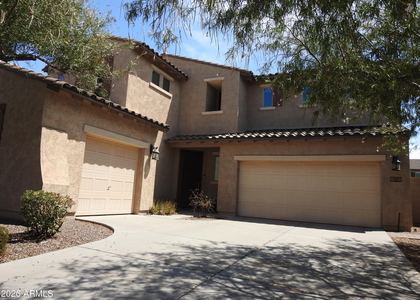 1471 E Flamingo Way - Photo 1