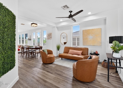 15221 N Clubgate Drive - Photo 1