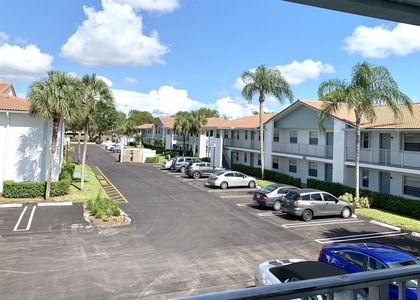 2750 Forest Hills Boulevard - Photo 1