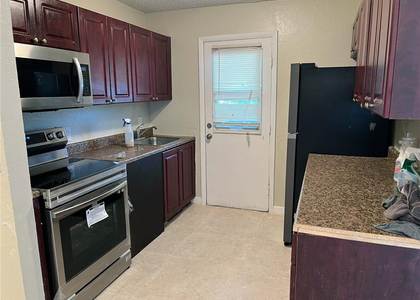 400 Nw 65th Avenue - Photo 1