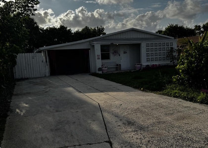 608 Ne 2nd - Photo 1