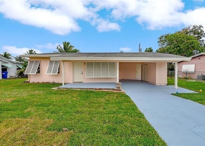 1130 Ne 24th Street - Photo 1