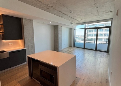 1801 N Pearl Street - Photo 1