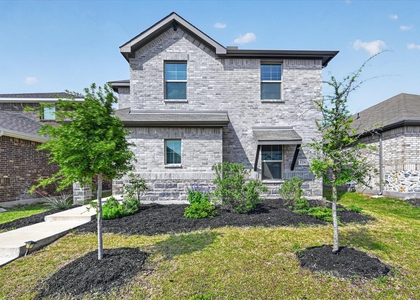 120 Monarch Way - Photo 1