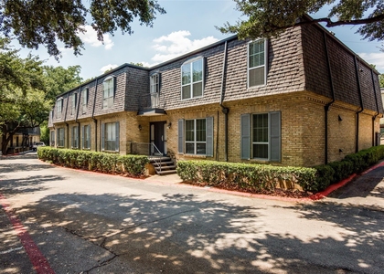 5053 Les Chateaux Drive - Photo 1