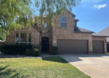 5104 Kestrel Drive - Photo 1