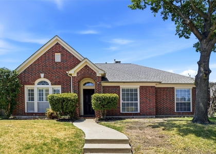 1602 Meadow Park Drive - Photo 1