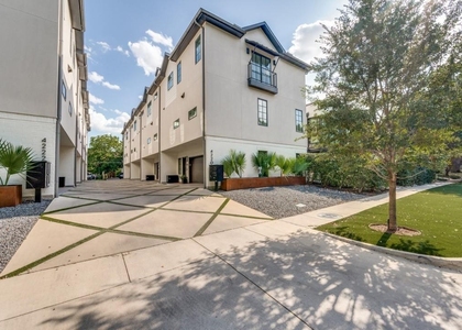 4220 Hawthorne Avenue - Photo 1