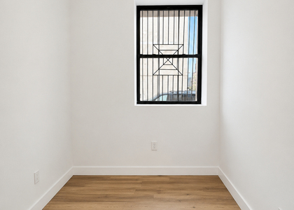 16 Howard Avenue - Photo 1