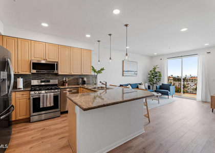 436 Poli Street - Photo 1