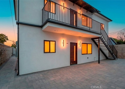 11112 1/2 Emelita Street - Photo 1