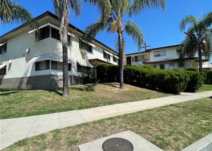 400 N Garfield Avenue - Photo 1