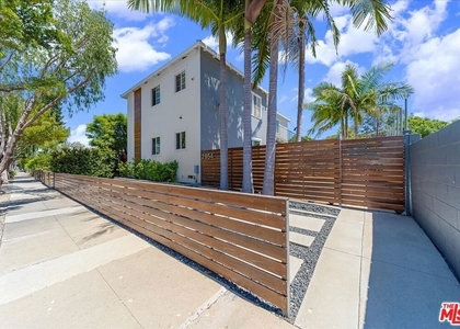 2954 Exposition Blvd - Photo 1