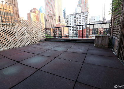 365 West 52nd Street - Photo 1