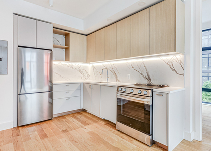 38-38 32nd St 11101 - Photo 1