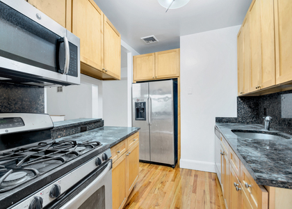 East 70th Street - Photo 1