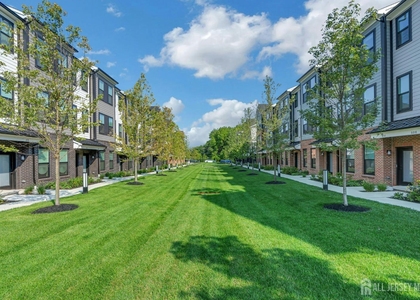 610 Sadie Circle - Photo 1