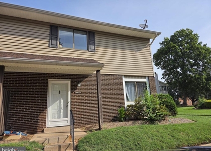 9002 Sandalwood Drive - Photo 1