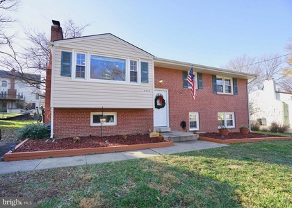 4218 University Drive - Photo 1