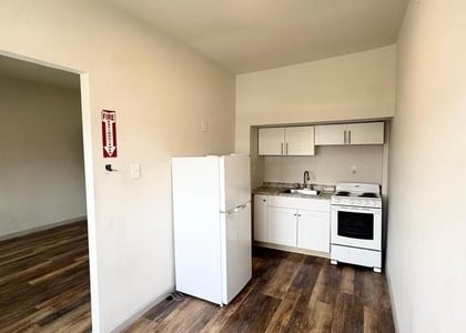 6707 Ogontz Avenue - Photo 1