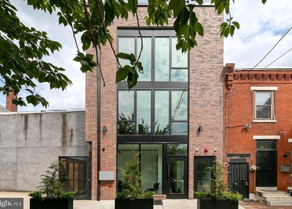 555 N Lawrence Street - Photo 1
