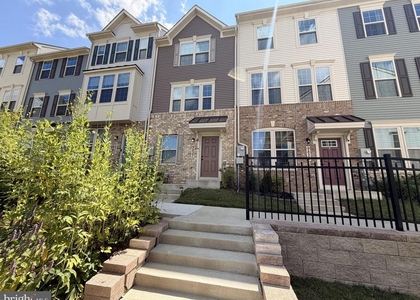 9827 Posterity Ln - Photo 1