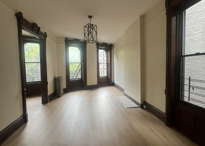 94 St Marks Avenue - Photo 1