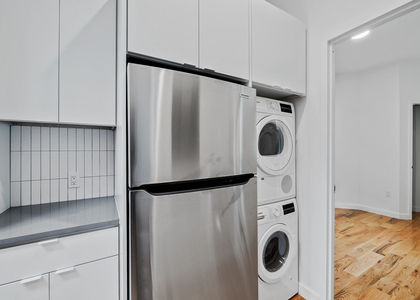 284 Suydam St 11237 - Photo 1