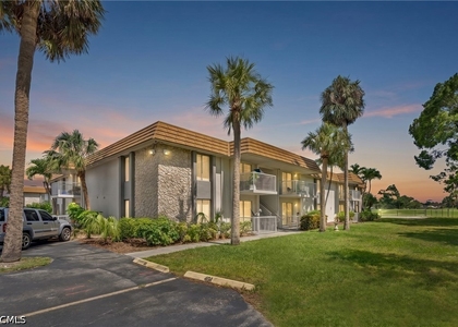 1830 Maravilla Avenue - Photo 1