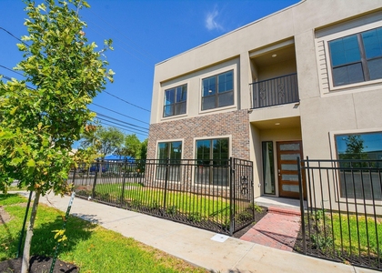 149 S 66 Street - Photo 1