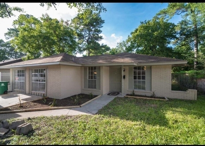 7621 Gleason Road - Photo 1
