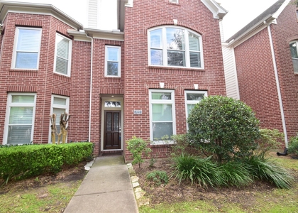 722 Memorial Heights Drive - Photo 1