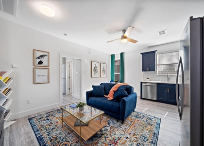 207 E 38th Street E - Photo 1