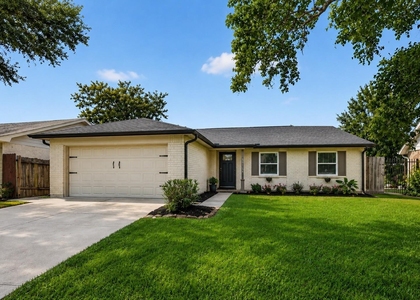 24014 Nomini Hall Lane - Photo 1