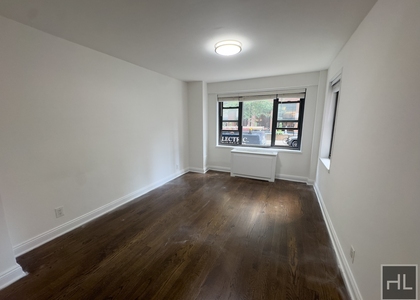 East 56 Street - Photo 1