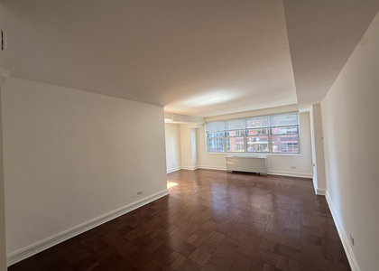 888 8th Avenue - Photo 1