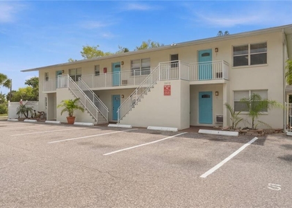 1644 Redwood Street - Photo 1