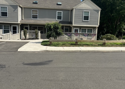 4 Manorwood Drive - Photo 1