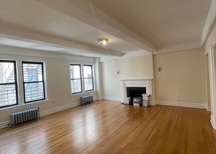 East 80th Street - Photo 1