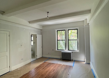 East 80th Street - Photo 1