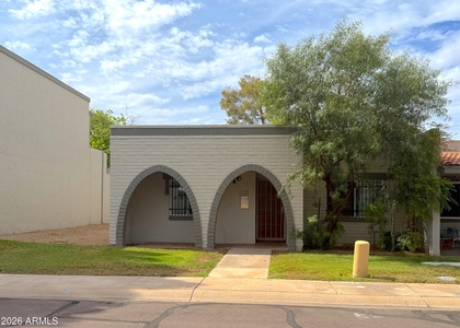 8331 E Valley Vista Drive - Photo 1